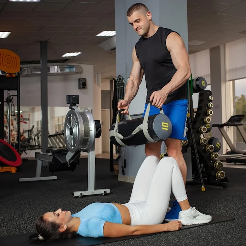 Czym jest trening EMS? Przeciwwskazania i korzyści